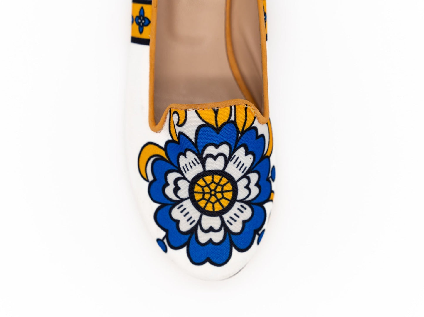Neema Ballerina shoe with multicolor floral design
